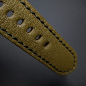 detalles de correa de reloj cuero sedalín verde marjofra